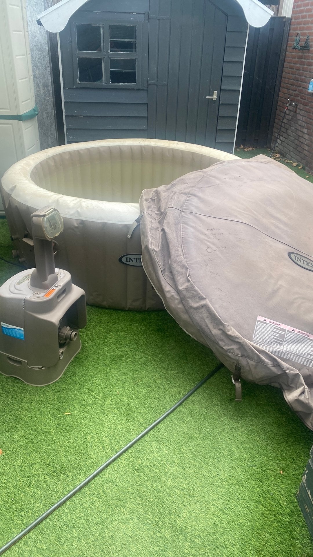 Intex jacuzzi, Ophalen, Zo goed als nieuw