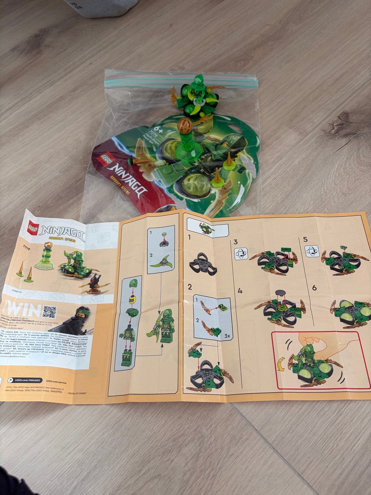 LEGO Ninjago Spinjitzu Lloyd (70628) met instructies, Ophalen, Gebruikt, Overige merken