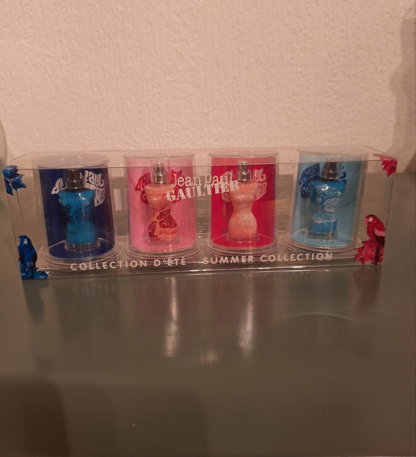 Jean Paul Gaultier - D' éte Summer Collection, Postzegels en Munten, Ophalen of Verzenden