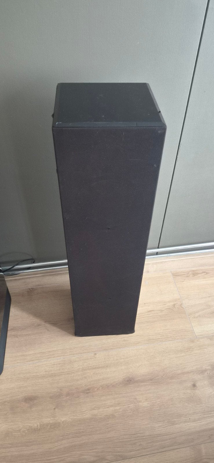 Triangle Scalene Vloerstaande Luidspreker - 60W, Vloerstaande luidspreker, Gebruikt, Minder dan 60 watt, Ophalen