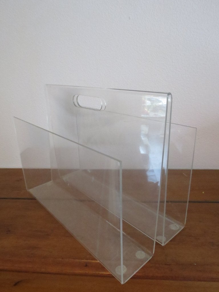 Plexiglas krantenbak of lectuurbak, vintage design, Lectuurbak, Zo goed als nieuw, Kunststof, Met handvat