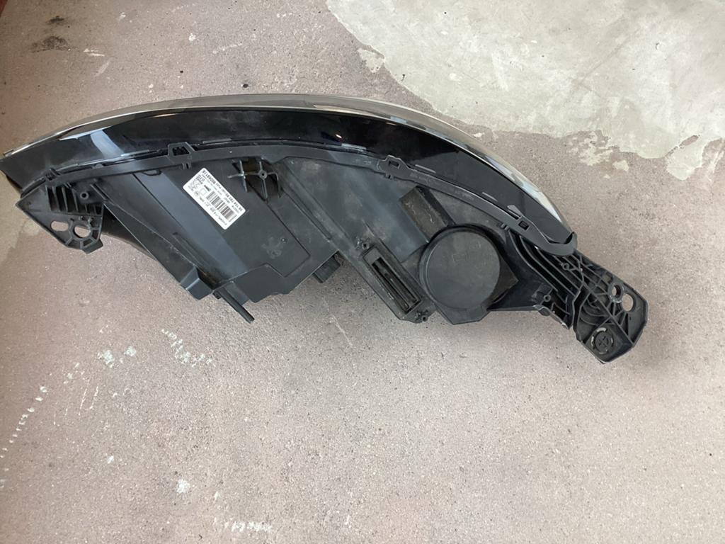 Koplamp Peugeot 3008 (2020) - Gebruikt, Ophalen of Verzenden, Gebruikt, Peugeot
