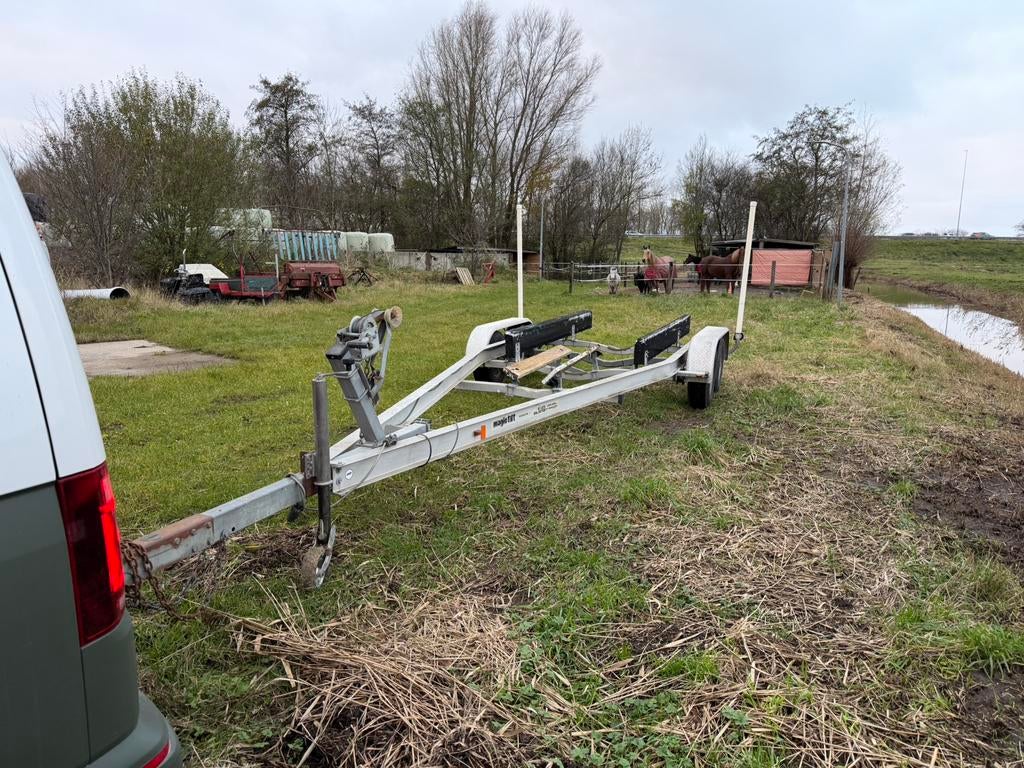 Amerikaanse boottrailer / zware stallingstrailer, Ophalen, Zo goed als nieuw, Stallingstrailer