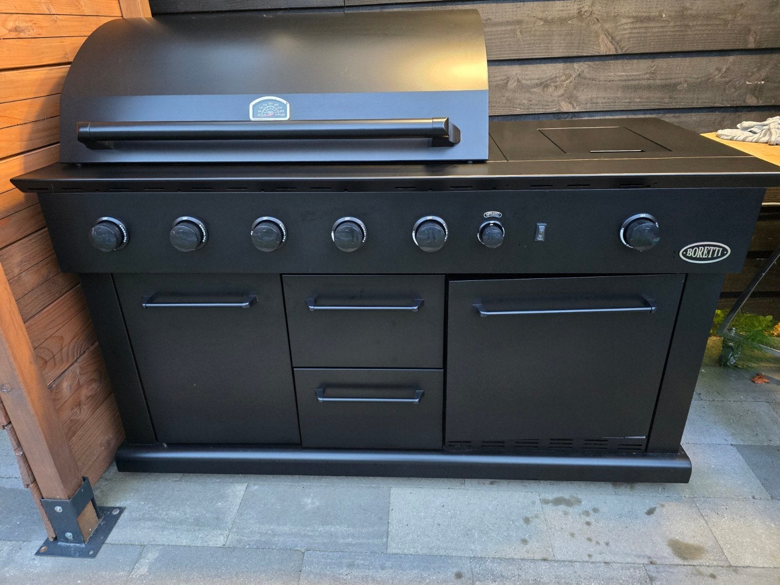 Boretti Luciano nero - gas barbecue - buitenkeuken, Tuin en Terras, Buitenkeukens, Ophalen, Gas