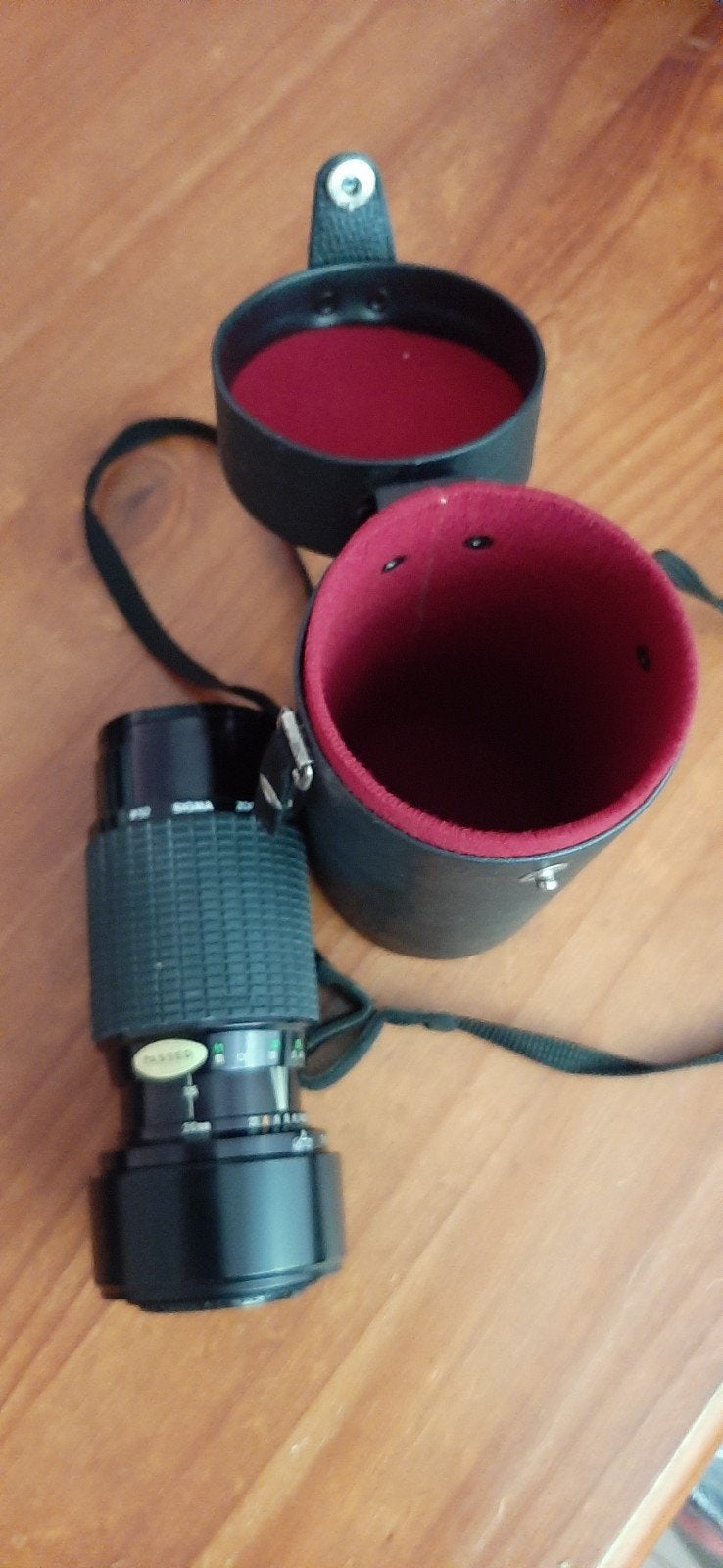 Sigma Zoom Lens 70-210mm f/4-5.6 met koker, Gebruikt, Sigma, Beschermhoes/tas, Overige vattingen