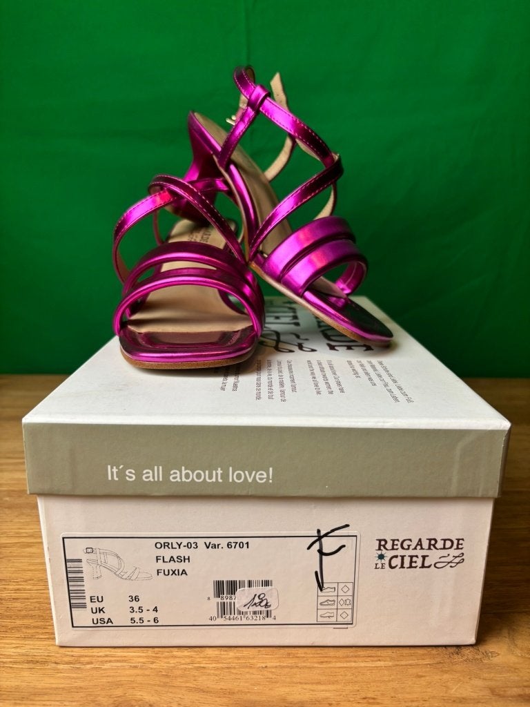 Regarde Le Ciel Orly-03 fuchsia sandalen maat 36, Kleding | Dames, Schoenen, Zo goed als nieuw, Roze, Sandalen of Muiltjes, Ophalen of Verzenden