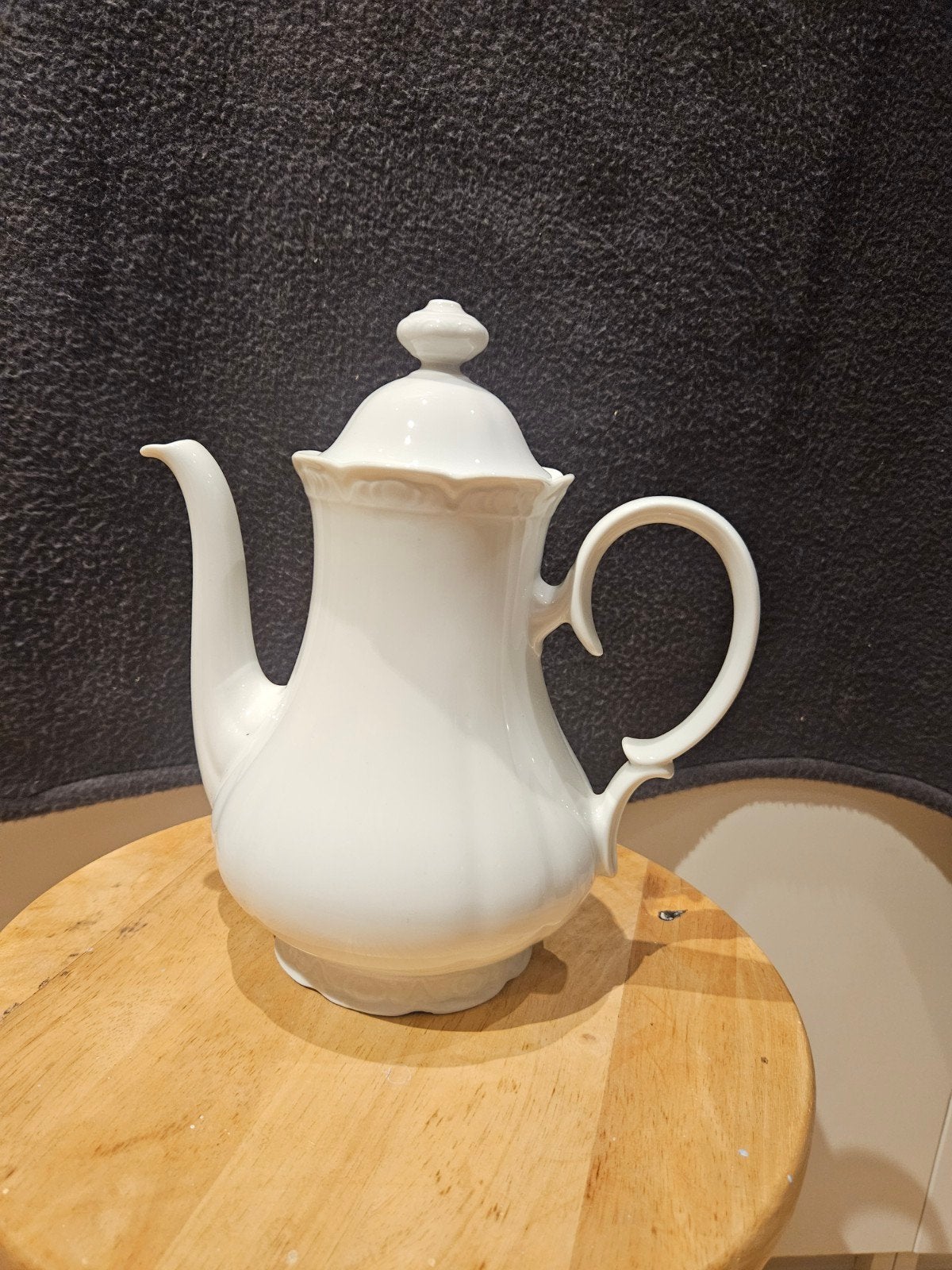 Witte porseleinen koffiepot/vaas - Mitterteich Bavaria, Ophalen of Verzenden