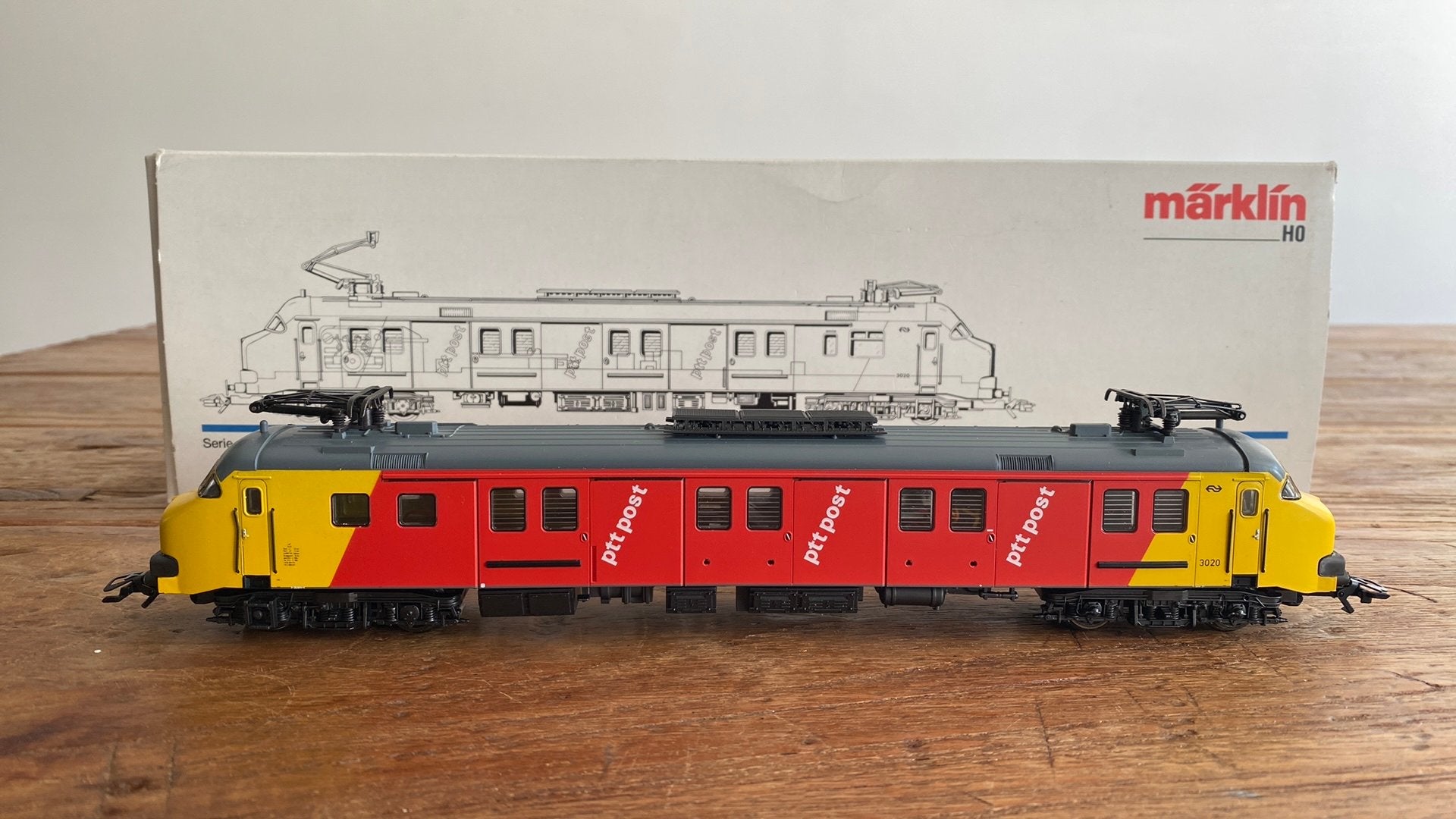 Marklin HO mP 3000 NS/3389 PTT Post locomotief - Zeer netjes, Wisselstroom, Locomotief, Ophalen of Verzenden, Märklin