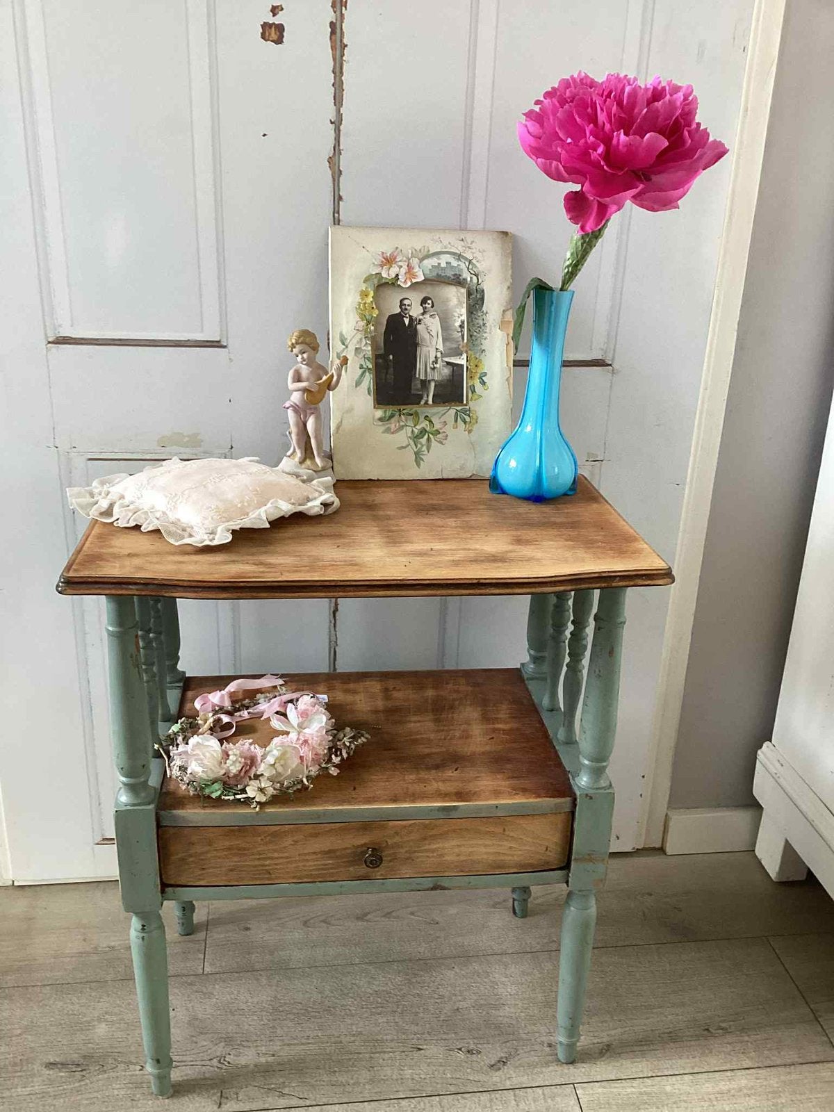 Brocante tafeltje tafel kastje regaal, Ophalen of Verzenden