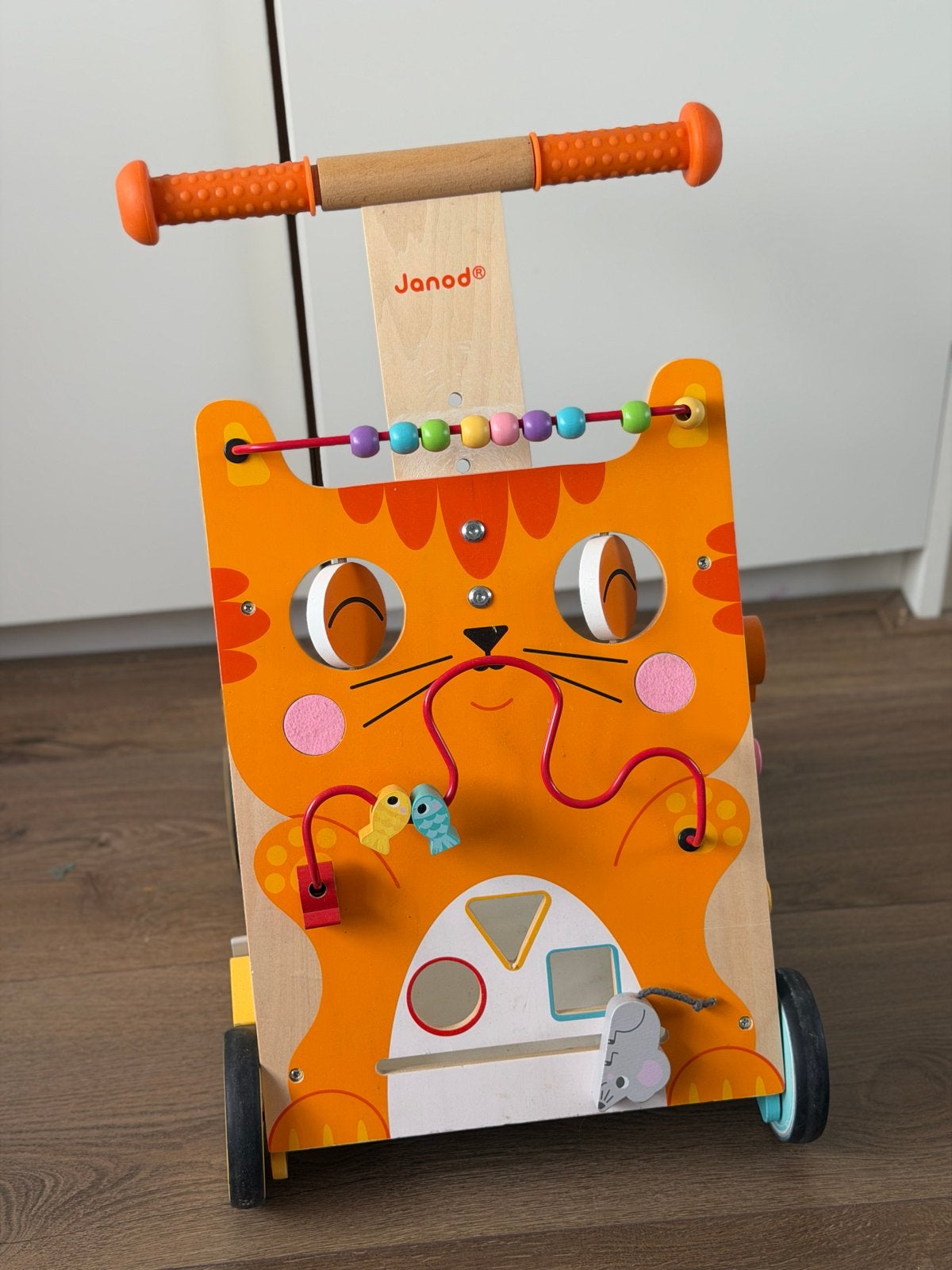 Janod Kat Loopwagen met Activiteitenbord, Ophalen, Zo goed als nieuw, Overige typen, Met wieltjes