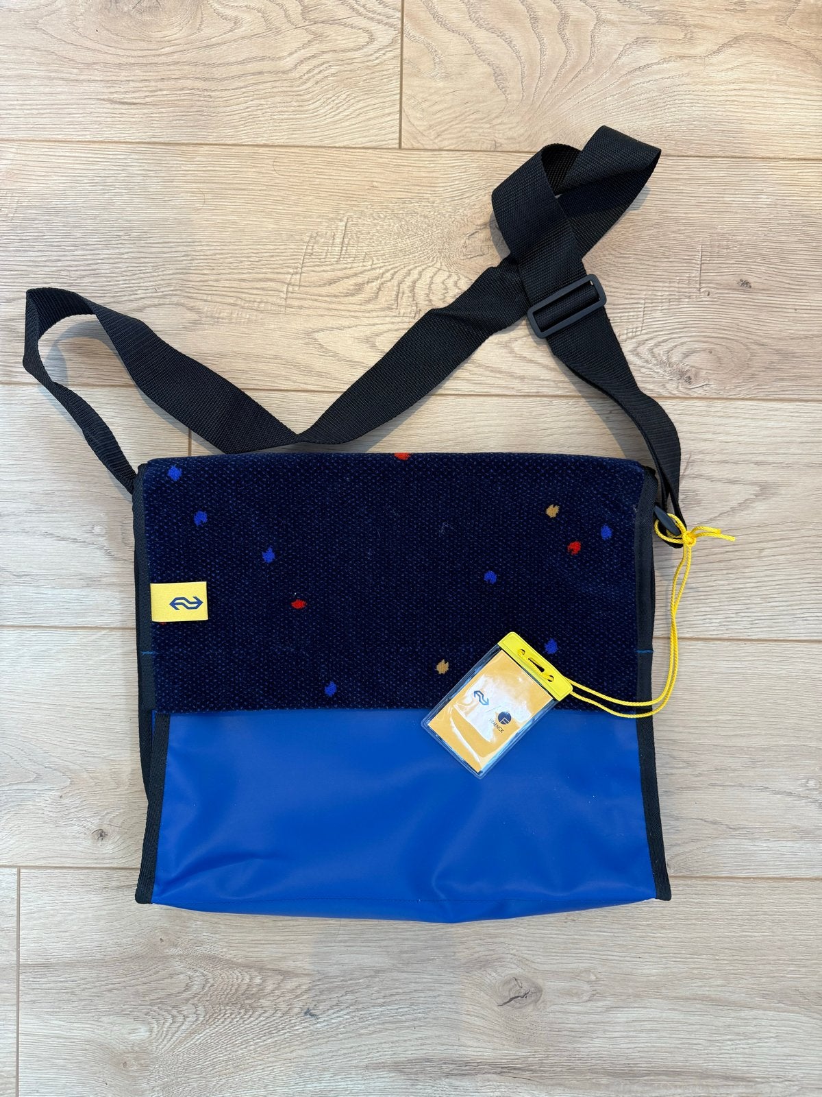 NS Handgemaakte Schouder/Laptoptas van VIRM/SLT Bekleding, Ophalen of Verzenden, Nieuw, Trein, Tas of Koffer
