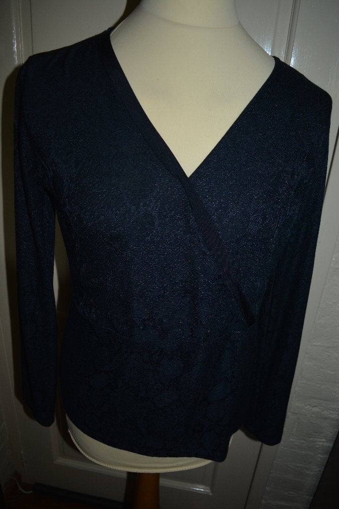 Ivy Beau, mooi donker blauw tuniek/truitje, mt 42, Blauw, Maat 42/44 (L), Ophalen of Verzenden, Zo goed als nieuw
