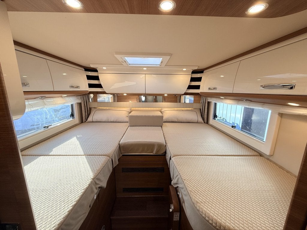 Carthago Chic-C-Line 4.9 LE L, Caravans en Kamperen, Automaat, Ringverwarming, Boiler, Bedrijf