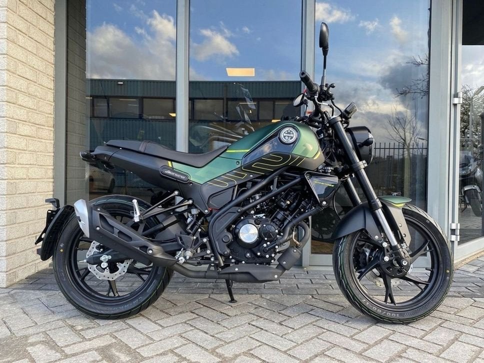BENELLI LEONCINO 125 (bj 2025), 4 cilinders, Motorrijbewijs A, Onbekend, Benelli