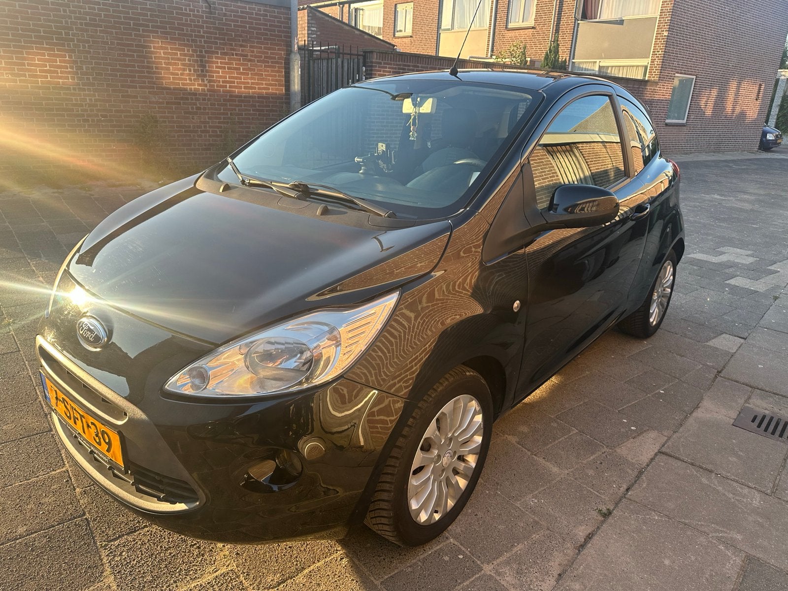 Ford Ka 1.2 51KW 2009 Zwart| Airco| NAP, Auto's, Voorwielaandrijving, 1242 cc, 4 cilinders, 4 stoelen