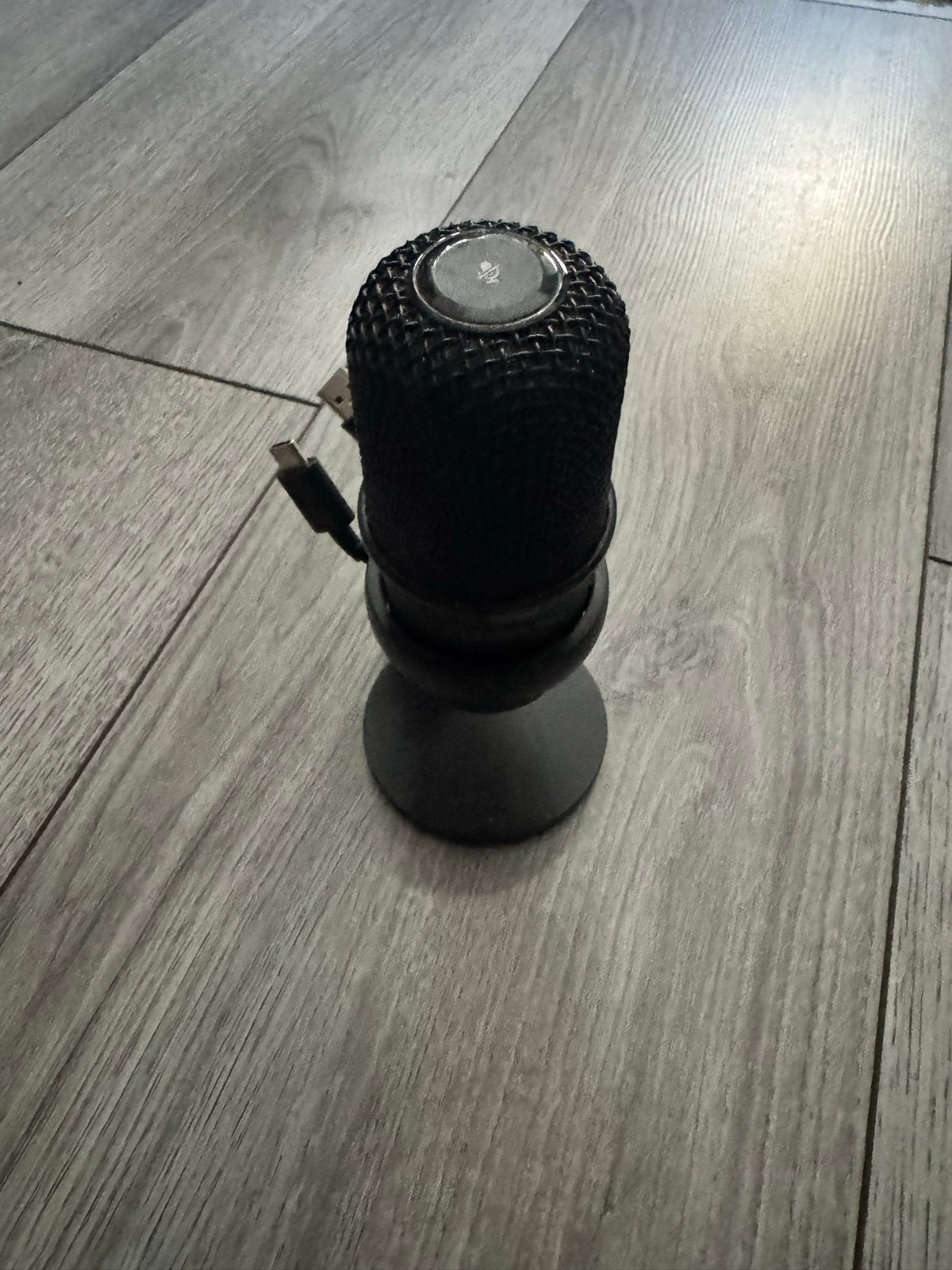HyperX SoloCast USB-microfoon voor Gaming/Streaming, Ophalen of Verzenden, Zo goed als nieuw, Studiomicrofoon