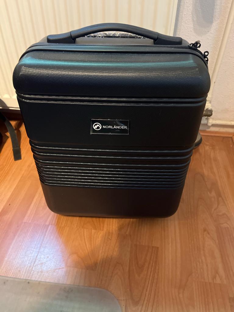 Handbagage koffer Norlander - Compact en stijlvol, Gebruikt, Hard kunststof, Minder dan 50 cm, Ophalen of Verzenden