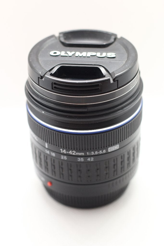 Olympus Zuiko 14‑42mm 1:3.5‑5.6 ED Four Thirds, Handmatige focus, Olympus, Ophalen of Verzenden, Standaardlens