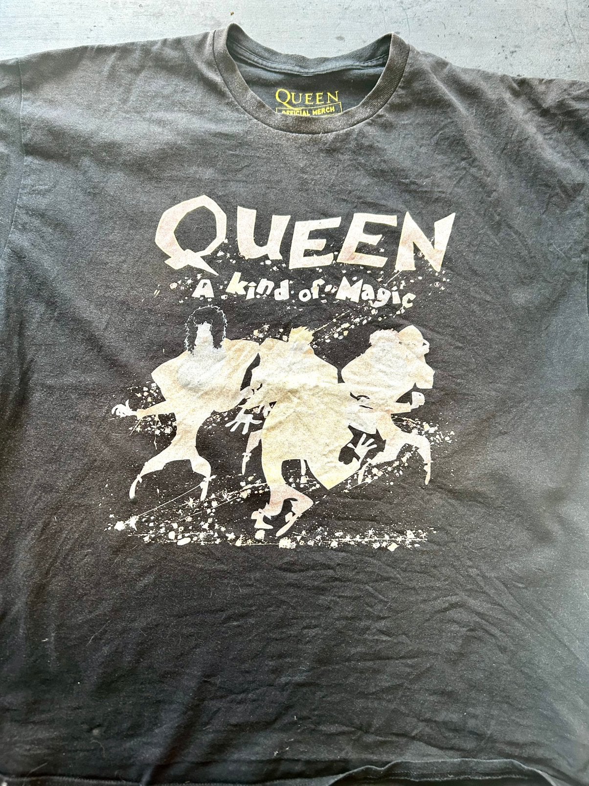 Queen a kind off magic  t shirt, Ophalen of Verzenden, Zo goed als nieuw, Overige maten, Zwart