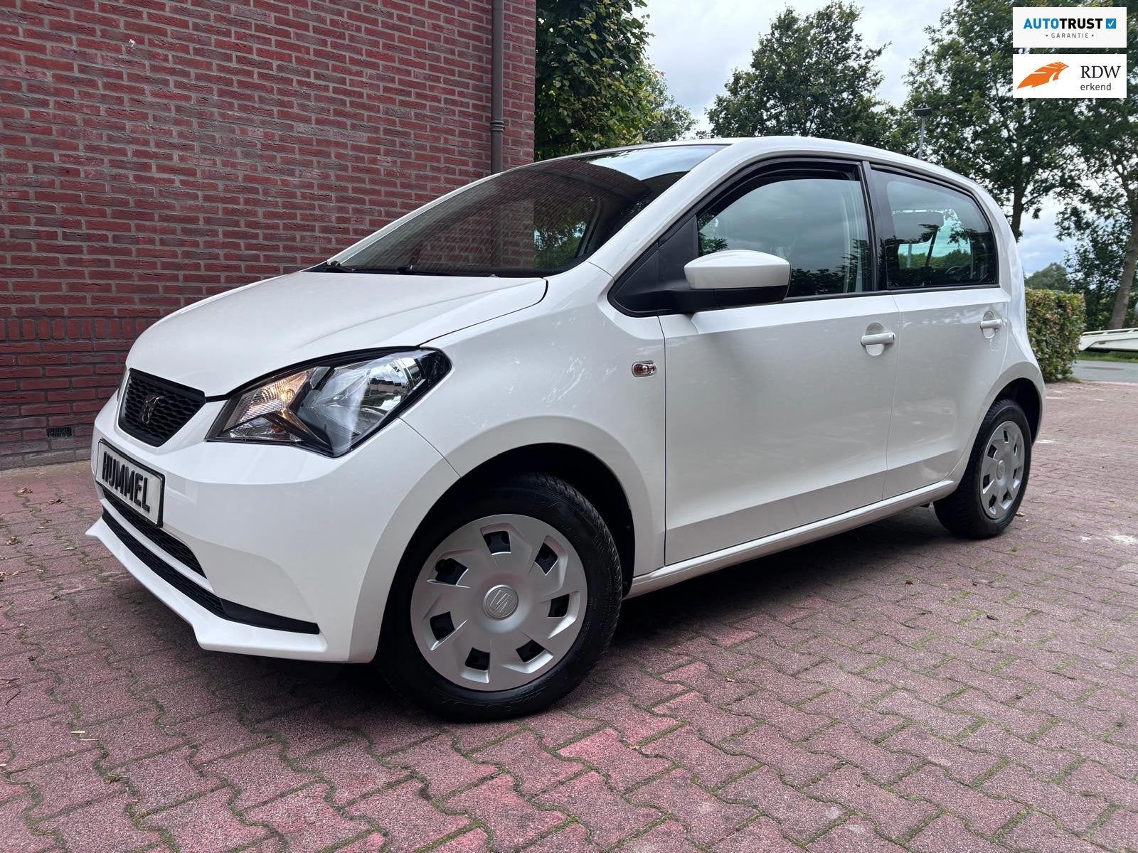 SEAT Mii 1.0 Style, Voorwielaandrijving, Gebruikt, Zwart, 840 kg