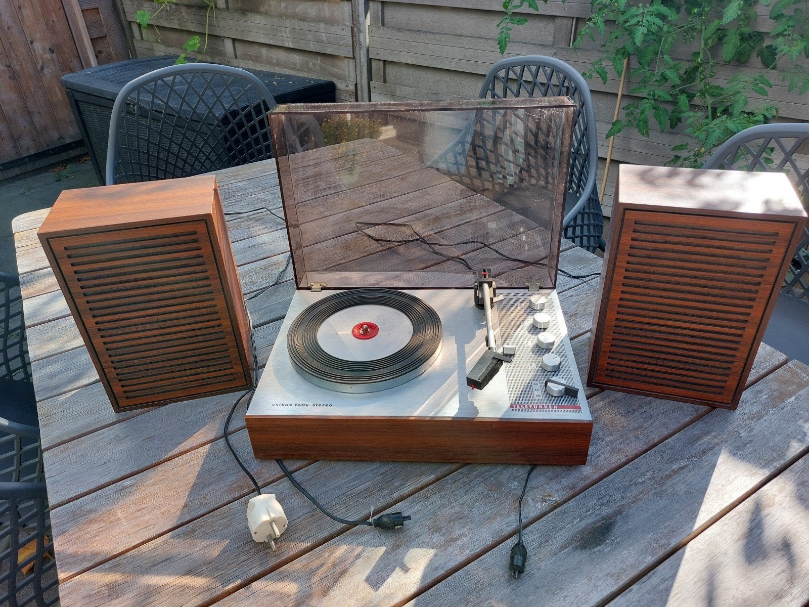 Telefunken Musikus 108V Stereo Platenspeler met Speakers, Ophalen, Gebruikt, Platenspeler, Overige merken