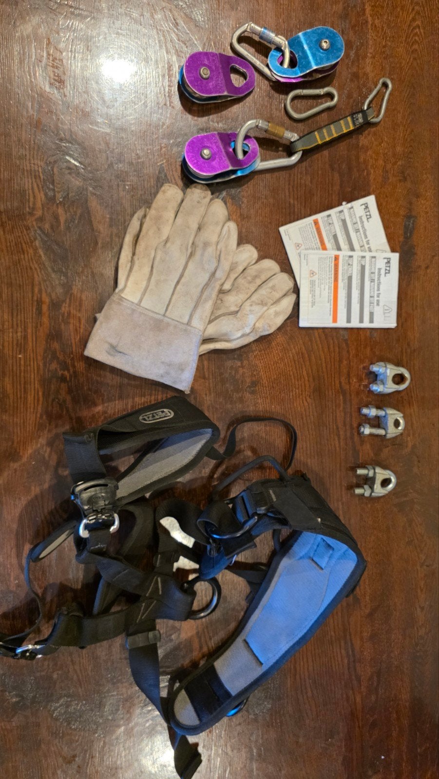 Klimset /klimsportuitrusting, eventueel meet staalkabel, Ophalen of Verzenden, Zo goed als nieuw, Klimsport-accessoire