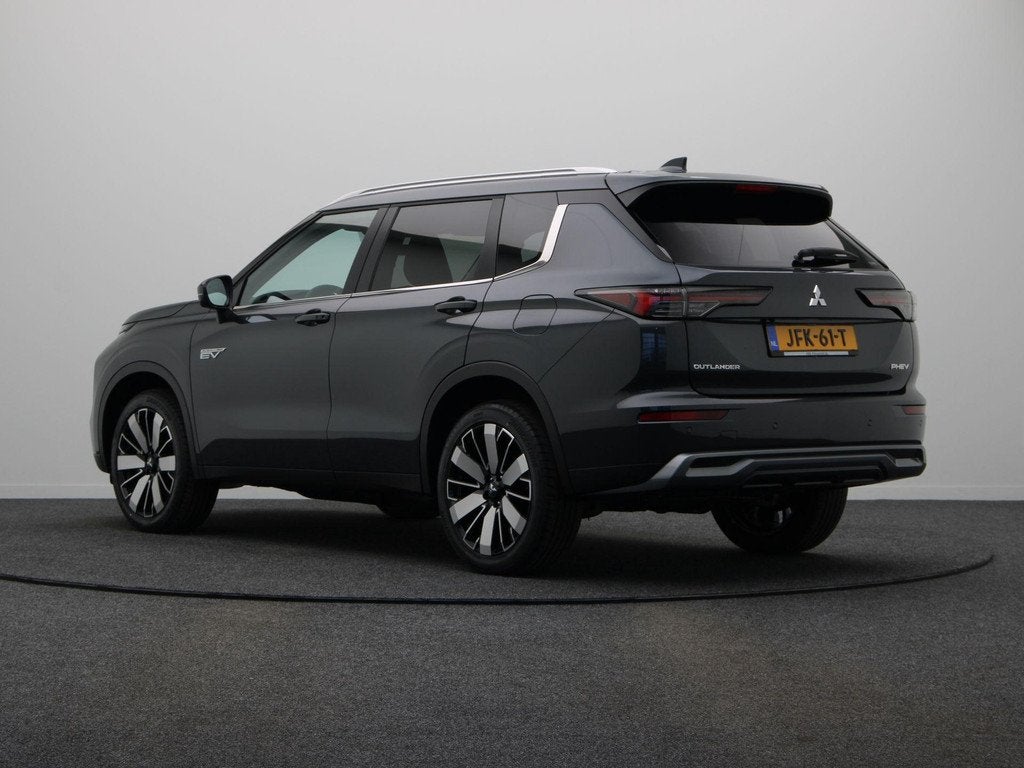 Mitsubishi Outlander 2.4 PHEV First Edition | HUD | Elektris, Automaat, Outlander, Euro 6, 4 cilinders