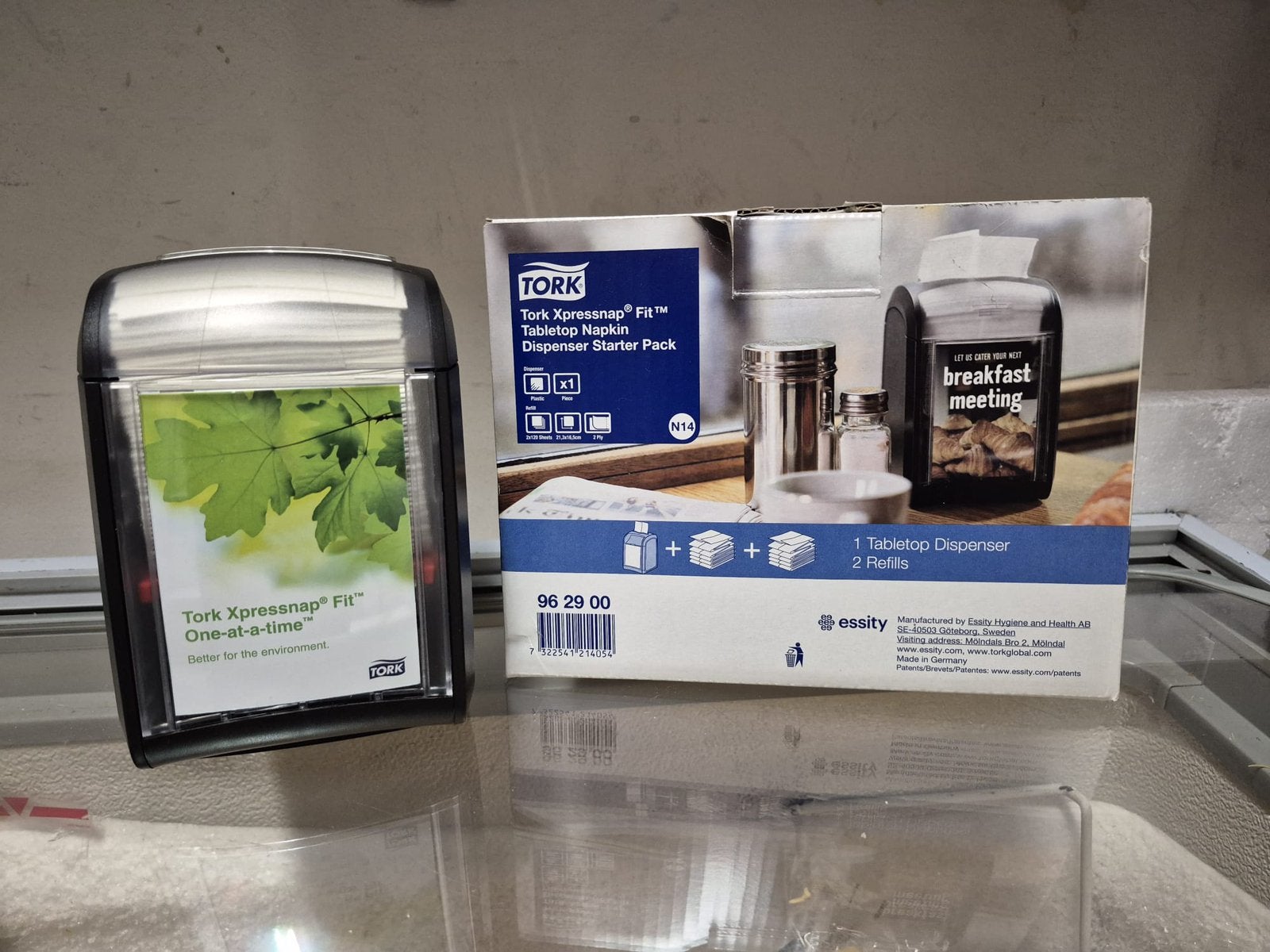 Tork servetten dispenser, Ophalen, Nieuw