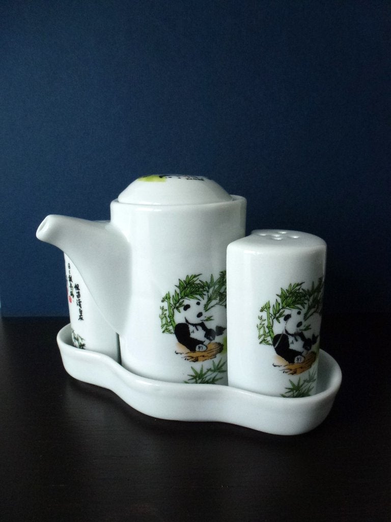 Set van porseleinen peper en zout strooier Japanse stijl., Huis en Inrichting, Keuken | Servies, Nieuw, Overige typen, Aziatisch