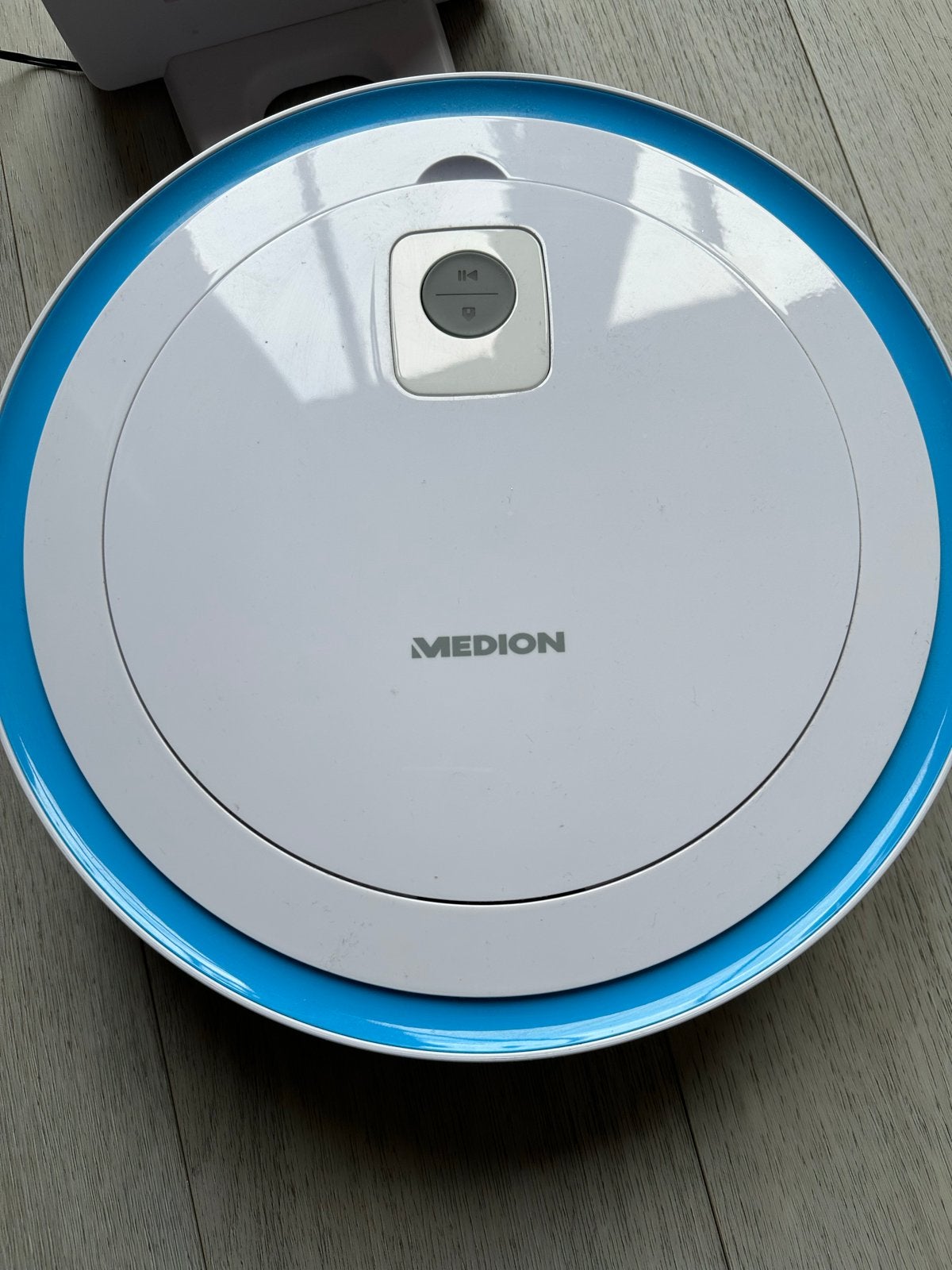 Medion Robotstofzuiger met laser navigatie en app. bediening, Witgoed en Apparatuur, Ophalen, Overige merken, Draadloos, Zo goed als nieuw