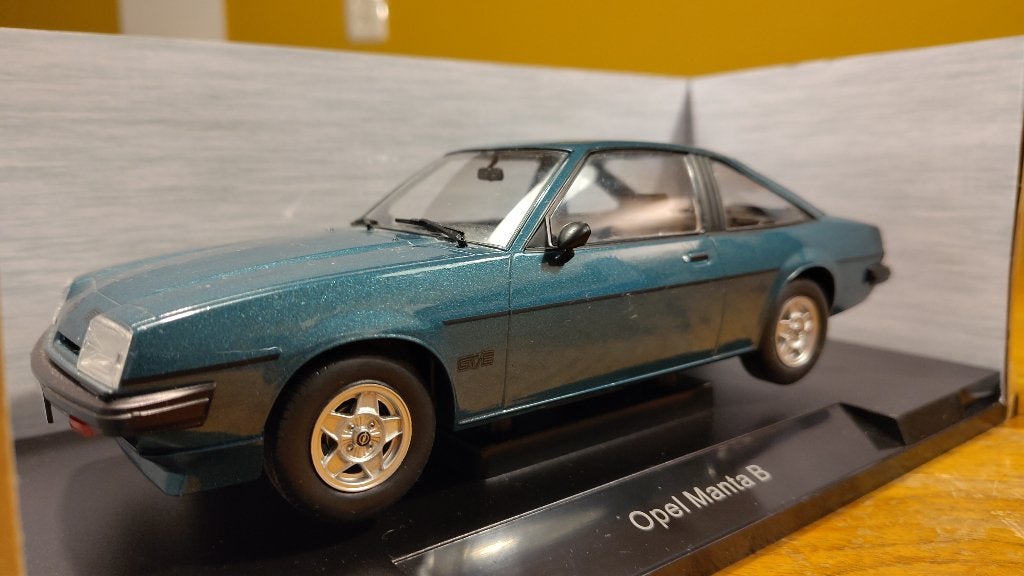 Opel Manta B GT/E Coupe - 1975 - 1:18, Ophalen of Verzenden, Nieuw, Auto, Overige merken