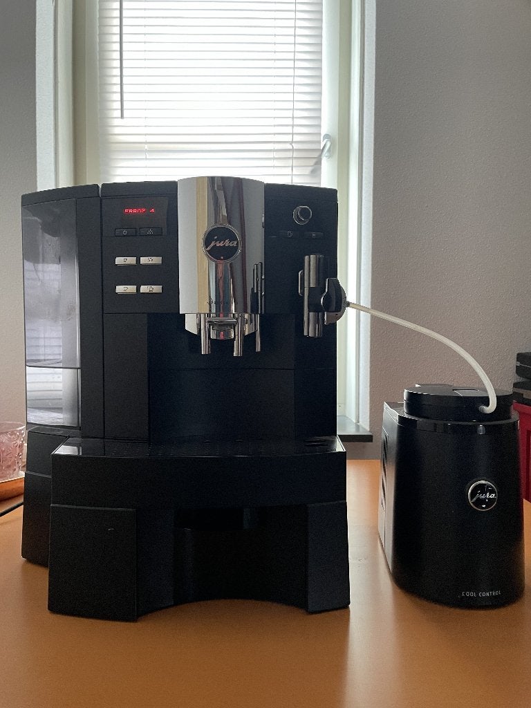 Jura koffiemachine, Ophalen, Afneembaar waterreservoir, Gebruikt, Koffiemachine