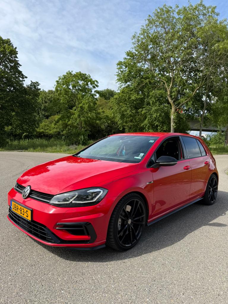 Volkswagen Golf 2.0 TSI 4Motion 310pk ACRAPOVIC R 2018 Rood, Auto's, Volkswagen, Automaat, Achterwielaandrijving, Beige, 4 cilinders
