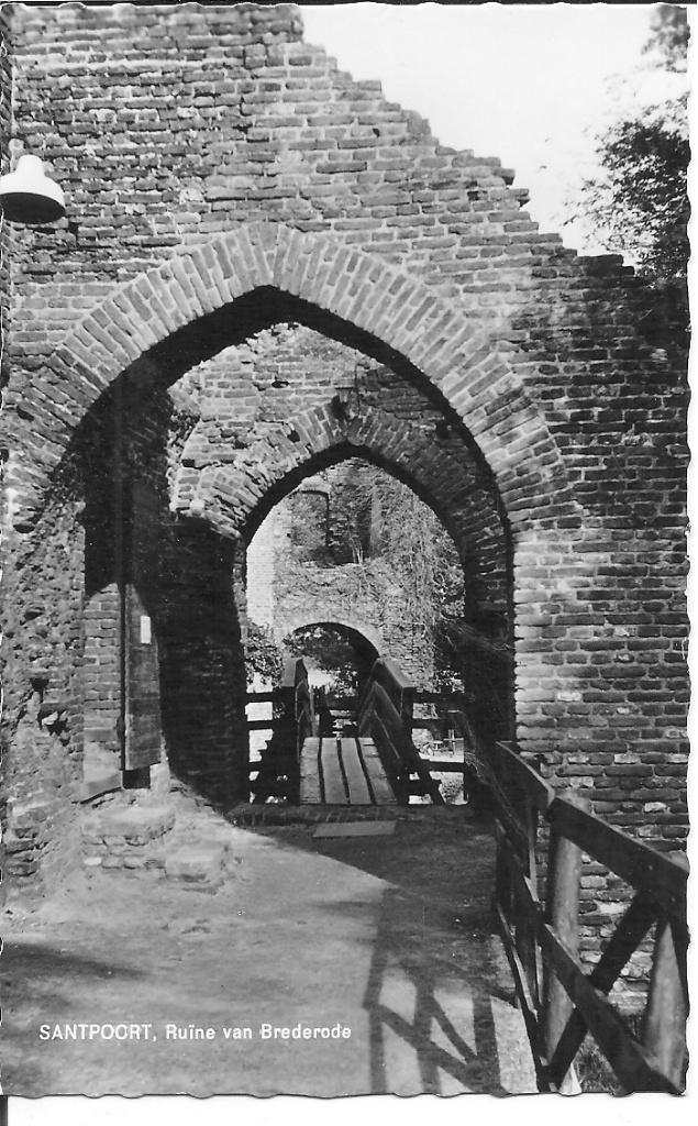 Santpoort Ruïne van Brederode., Ophalen of Verzenden, 1960 tot 1980, Ongelopen, Noord-Holland
