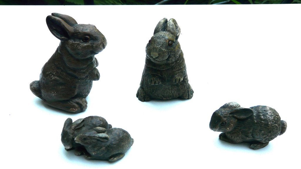 beeldjes van konijntjes - groepje van 4 stuks, Ophalen of Verzenden, Zo goed als nieuw