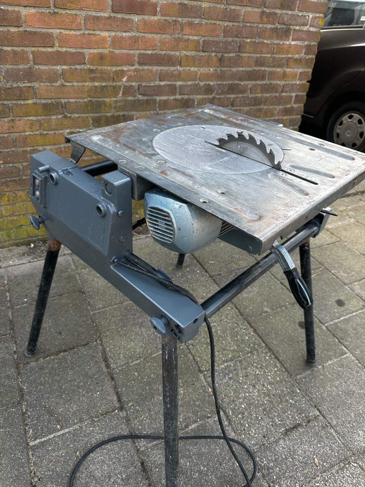 Elu Zaagtafel - Kantelbaar, Doe-het-zelf en Verbouw, Ophalen, Gebruikt, Cirkelzaag, Onb