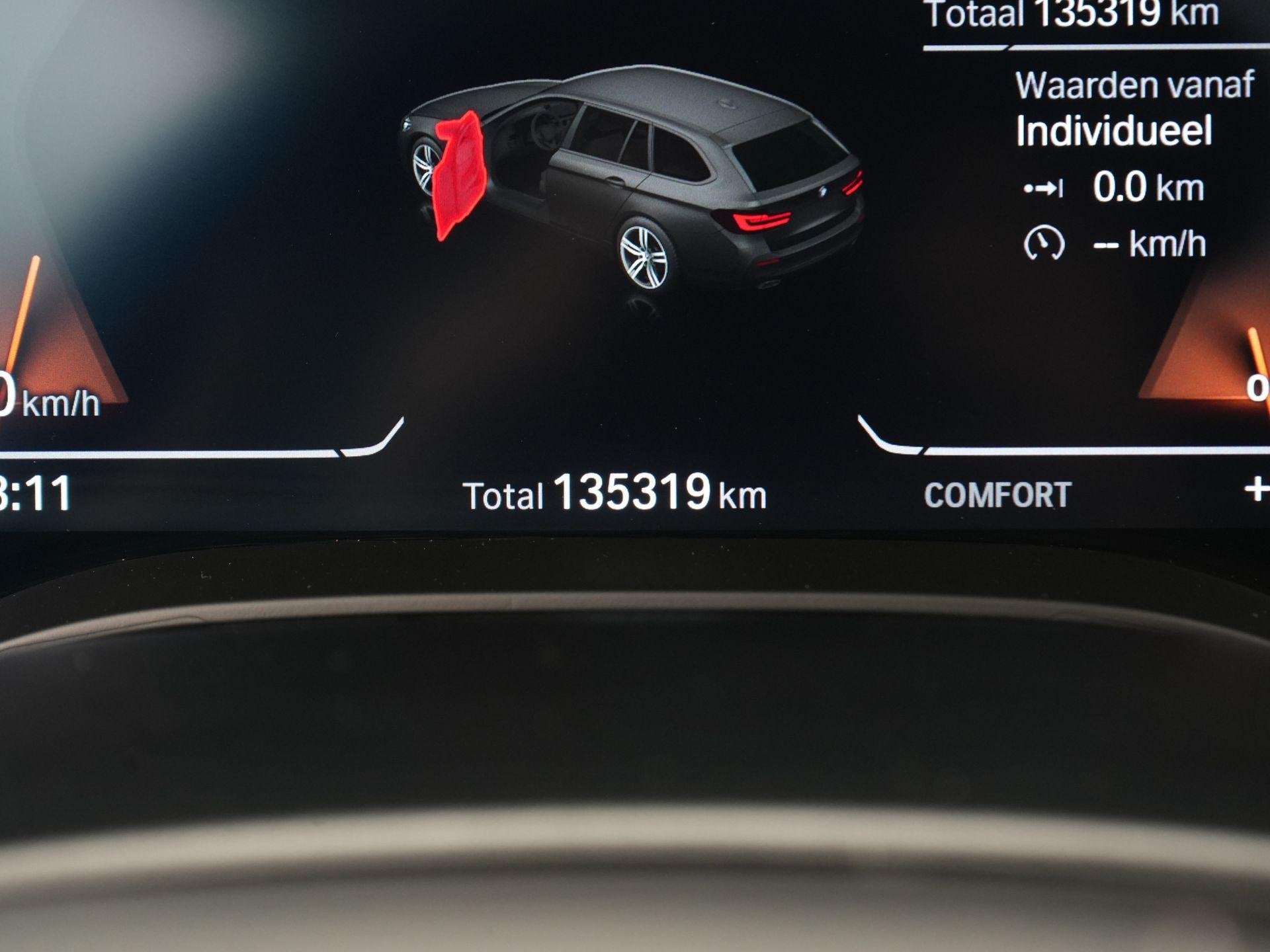 Foto 46 van BMW 5-serie Touring 520i High Executive