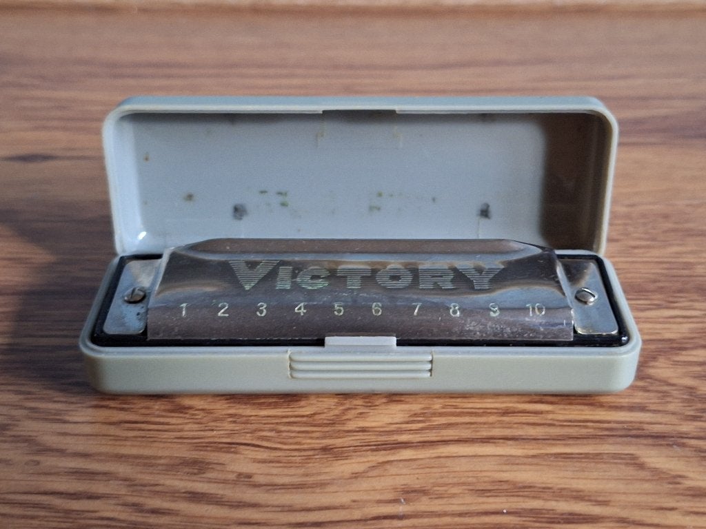 Chromatische Mondharmonica, Muziek en Instrumenten, Gebruikt, Ophalen of Verzenden, Met koffer of doosje, C-mondharmonica