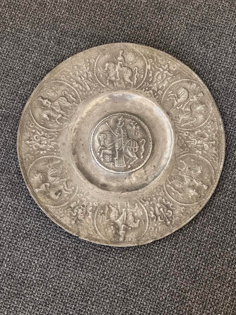 Antiek tinnen Ferdinand bord 17/18e eeuws., Antiek en Kunst, Antiek | Tin, Ophalen
