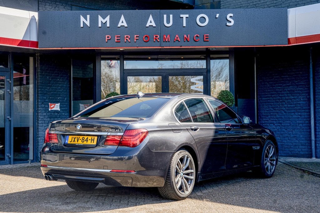 BMW 7-serie 730d xDrive Executive SOFT-CLOSE / KEYLESS & GO, Automaat, Euro 5, Gebruikt, Zwart