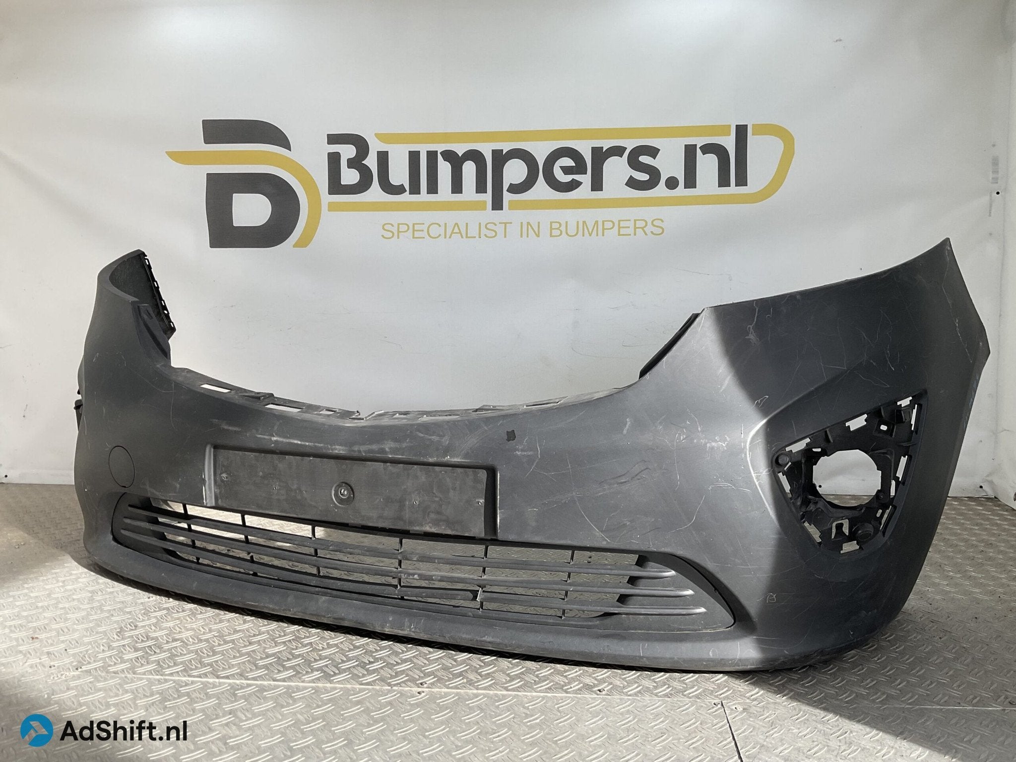 Bumper Renault Trafic Opel Vivaro 14-18 620228716R Voorbumpe, Bumper