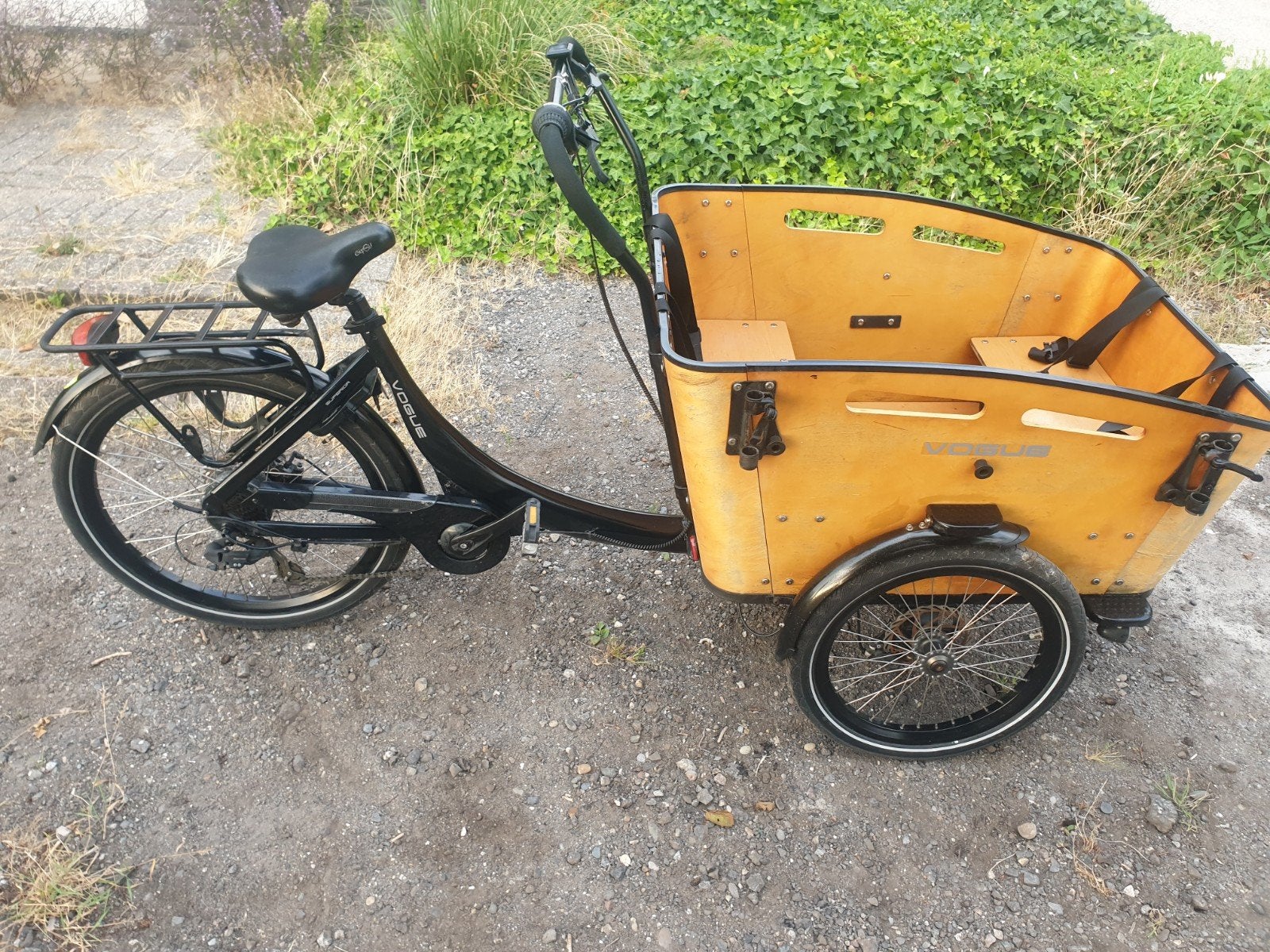 Elektrische bakfiets Vogue, Ophalen, Zo goed als nieuw, 4 kinderen of meer