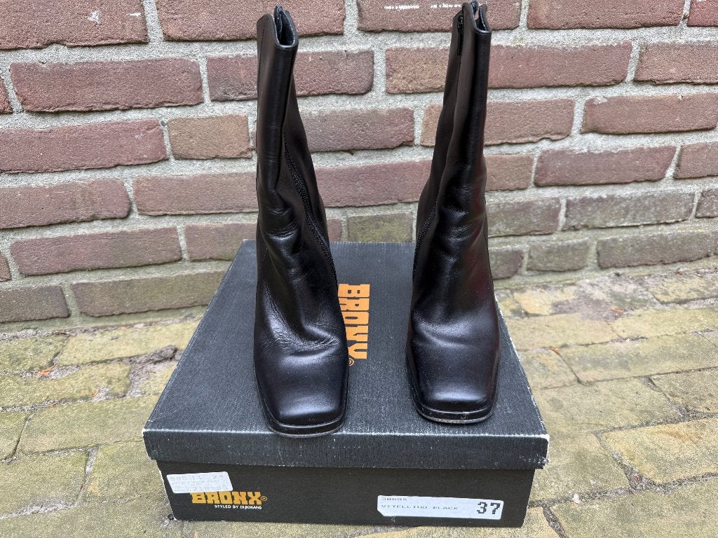 Bronx enkellaarsjes maat 37, Zwart, Lage of Enkellaarzen, Ophalen of Verzenden, Gedragen