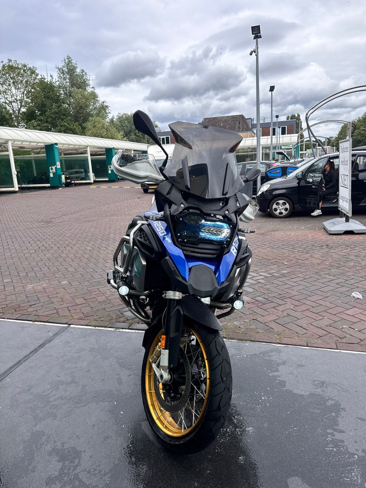 BMW R 1250 GS Adventure met topkoffer (Moet weg), 2 cilinders, Motorrijbewijs A, Gebruikt, Particulier