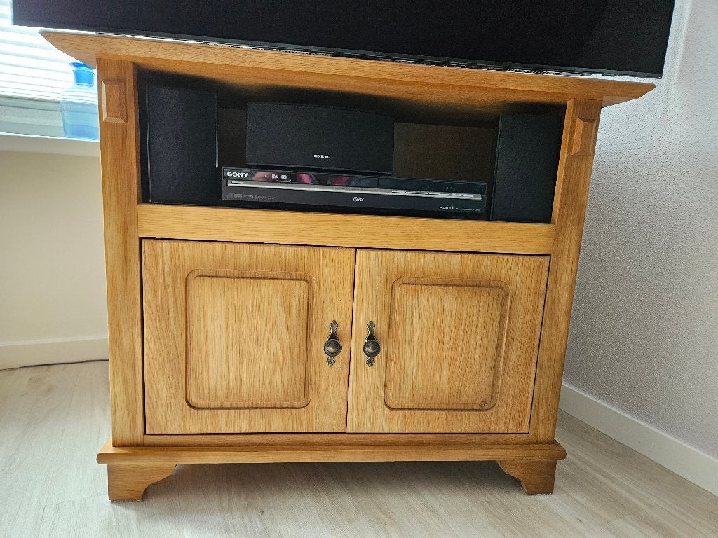 Massief licht eiken tv kastje Diep 48 cm, Lang 86 cm en Hoog, Huis en Inrichting, Ophalen, Eikenhout, 50 tot 100 cm, Zo goed als nieuw