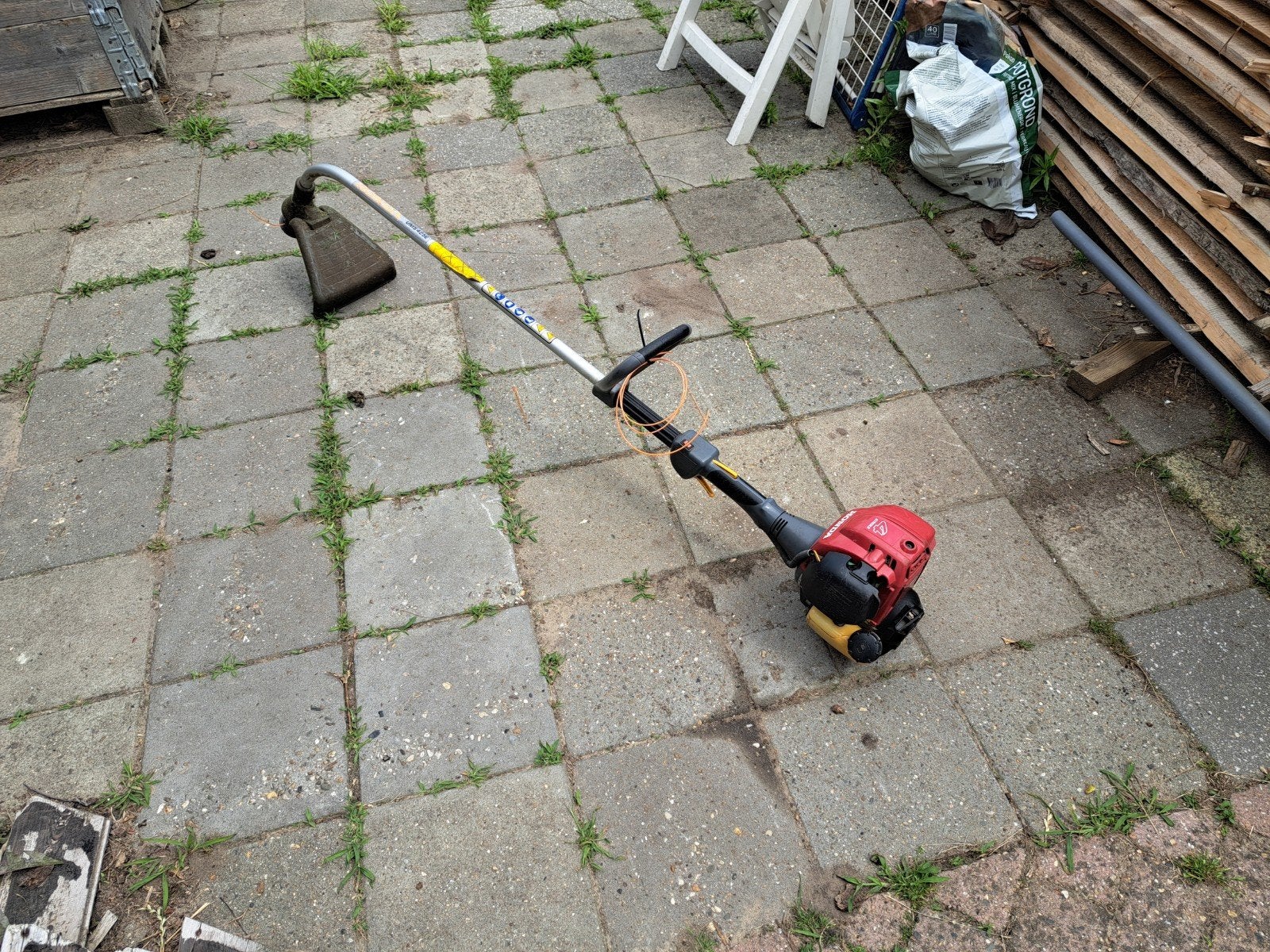 Honda UMS 425E kantentrimmer/bosmaaier 4 takt, Tuin en Terras, Bosmaaiers, Ophalen, Gebruikt, ????, 30 tot 50 cm