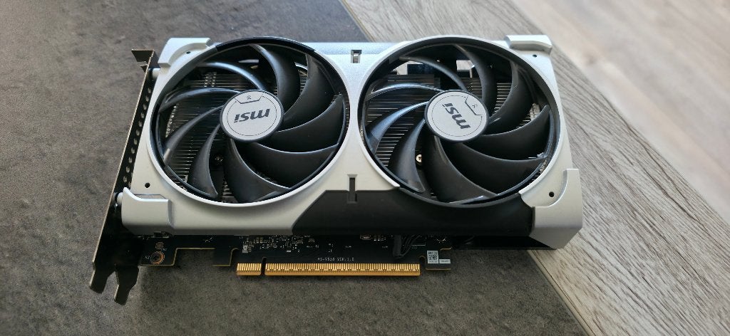 MSI GeForce RTX 5050 8G VENTUS 2X OC, Computers en Software, Videokaarten, GDDR6, Ophalen of Verzenden, Zo goed als nieuw, HDMI