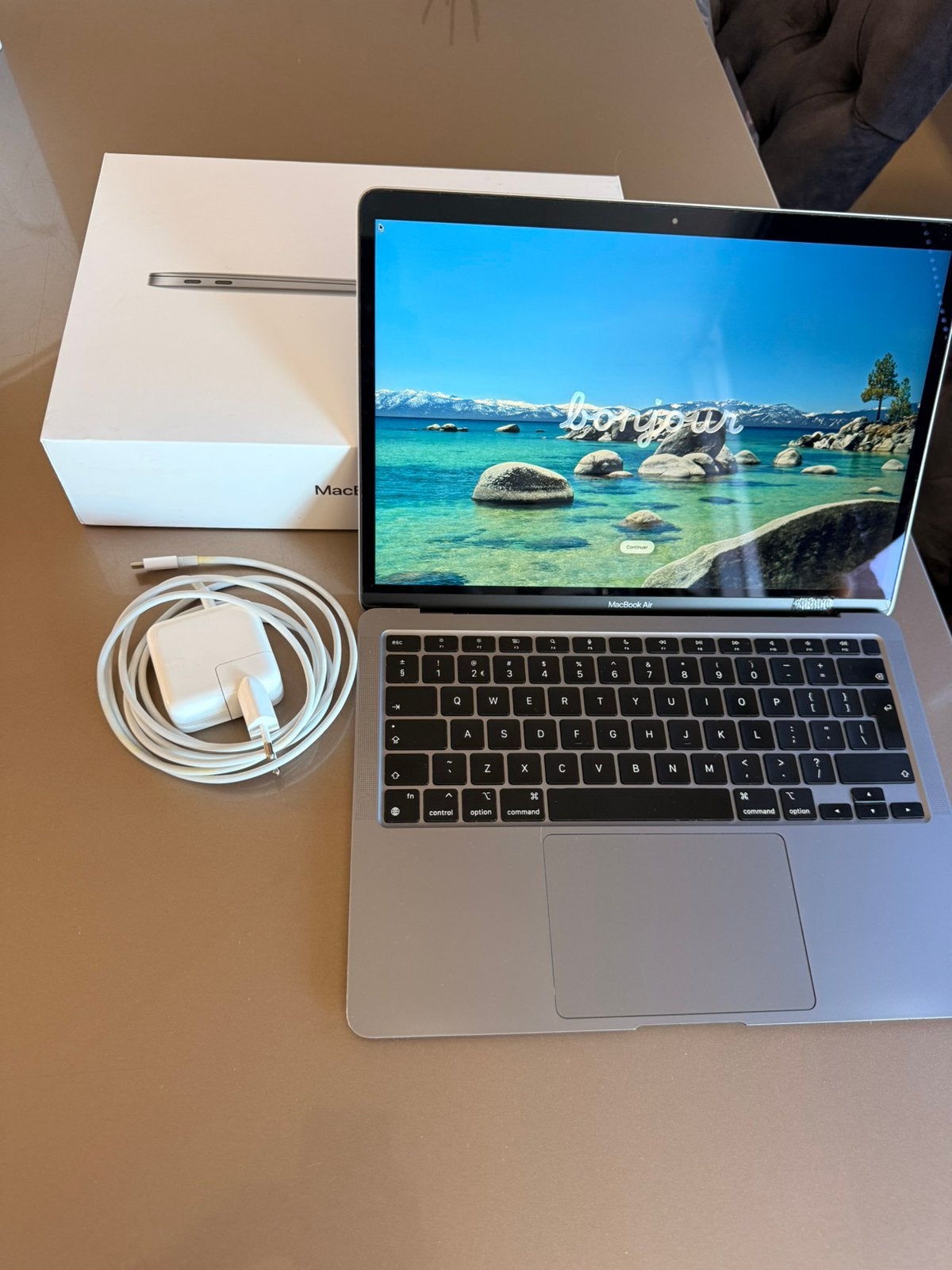 Macbook air M1 2020
