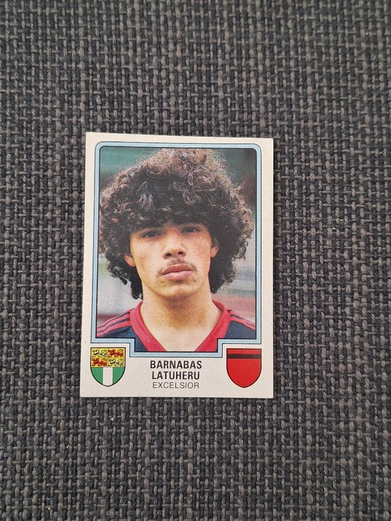 Panini Voetbal 86 Bart Latuheru, Verzenden, Zo goed als nieuw, Overige binnenlandse clubs, Poster, Plaatje of Sticker