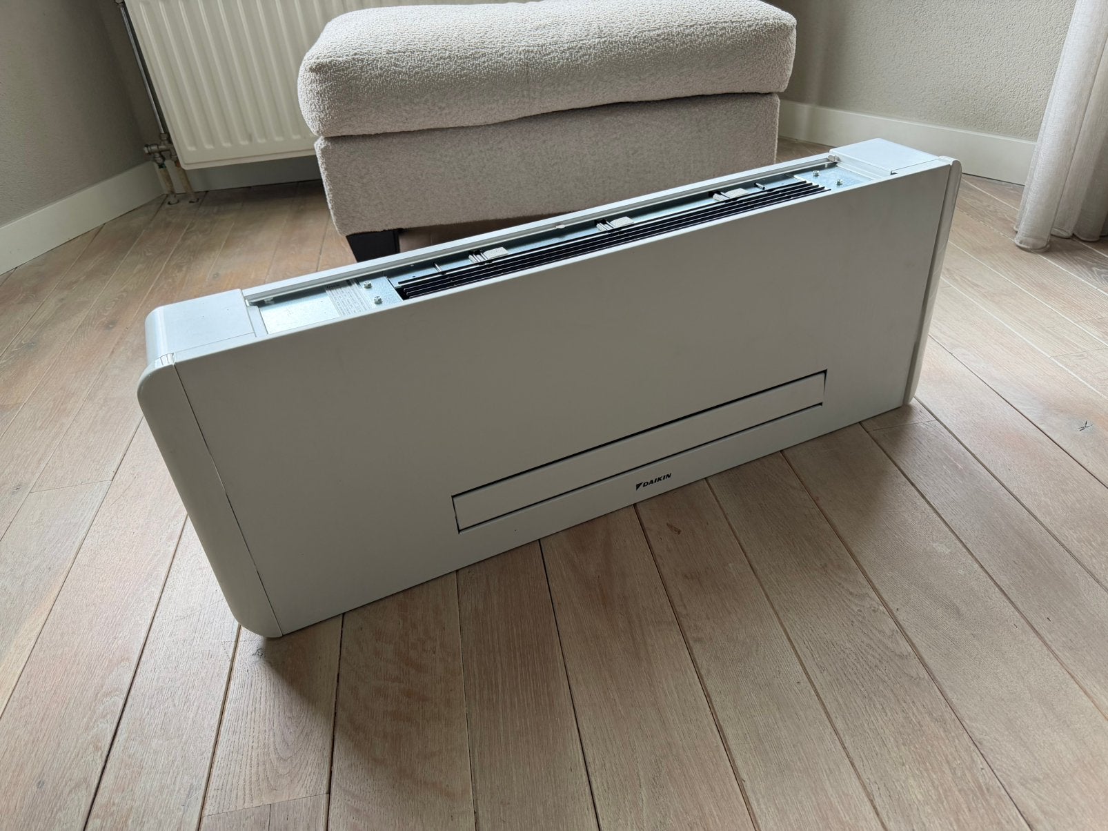 4x Daikin Heat Pump Convector FWXT10AATV3, Ophalen, Minder dan 30 cm, Radiator, Nieuw